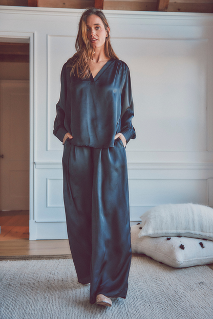 Lulu Wide-Leg Pant