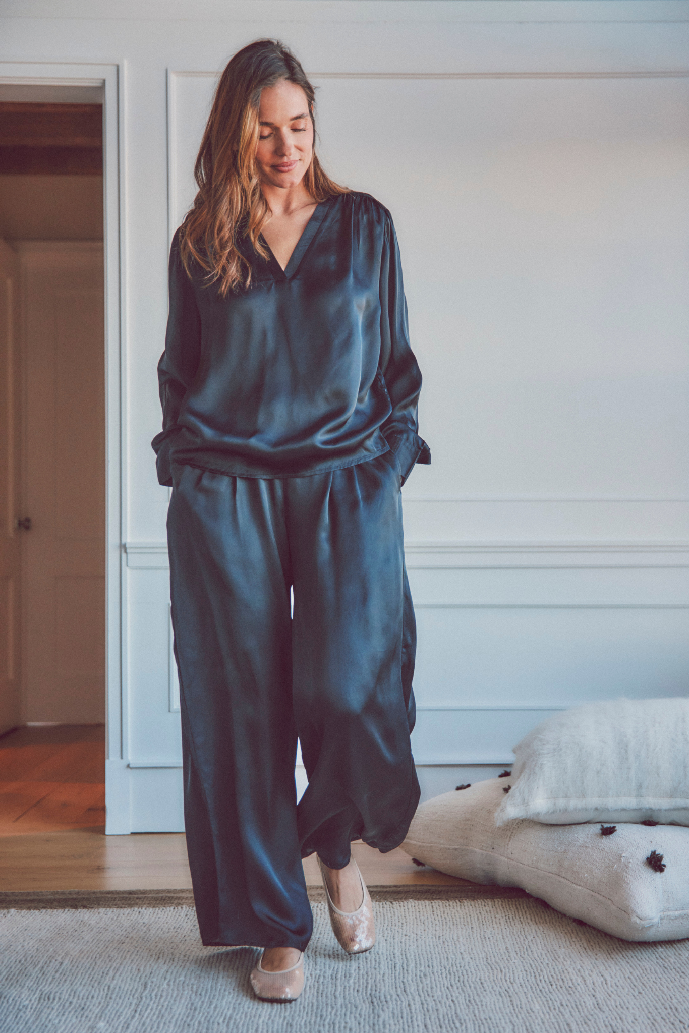 Lulu Wide-Leg Pant