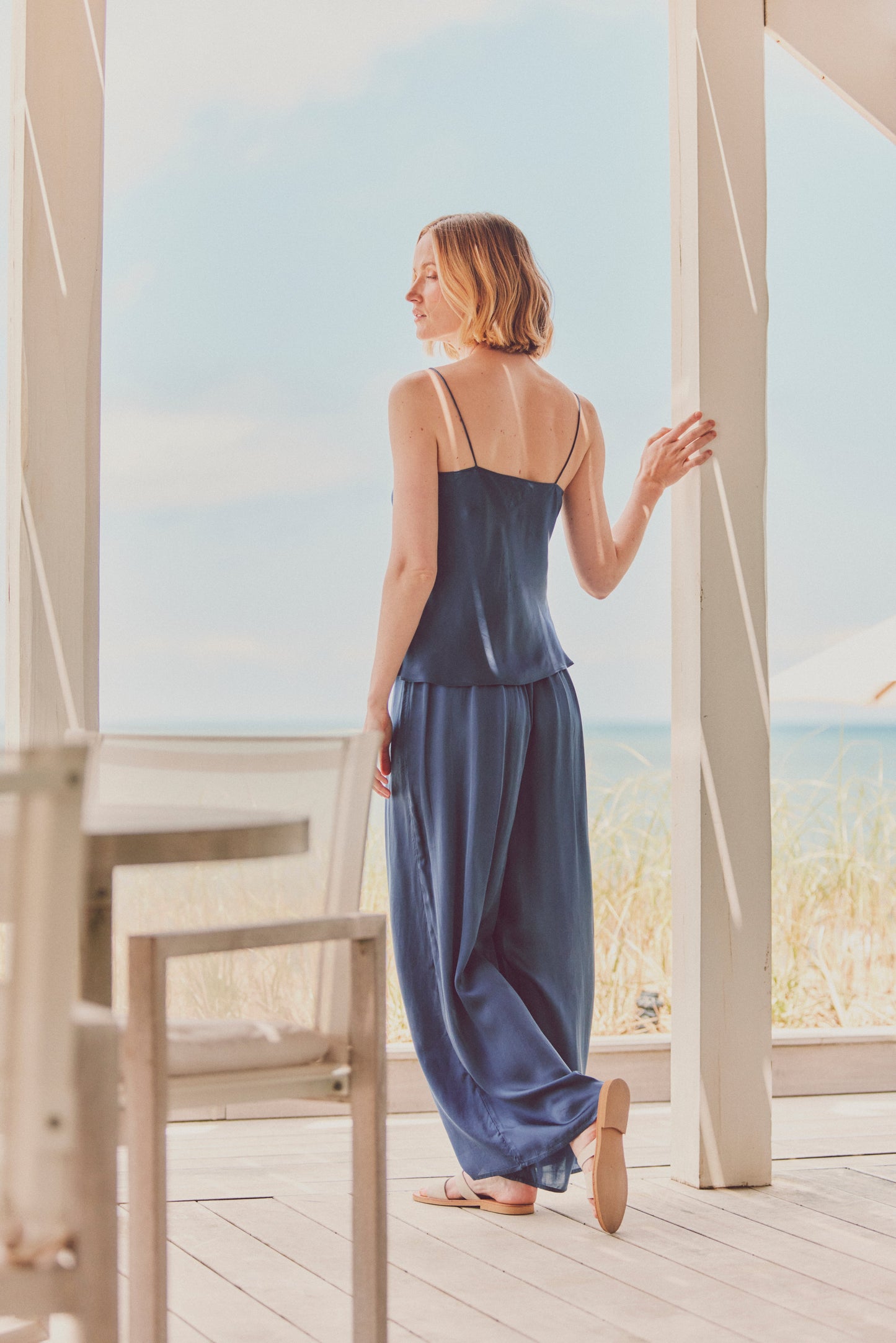 Lulu Wide-Leg Pant
