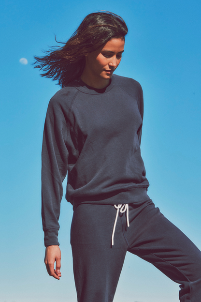 Dune Solid Crewneck