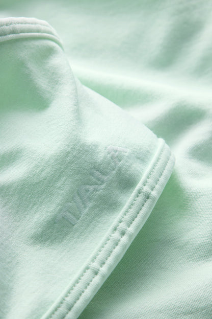 Sculpt Seamless Ruched Cross Back Sports Bra - Soft Mint