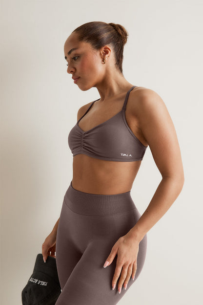 Sculpt Seamless Ruched Cross Back Sports Bra - Dark Truffle