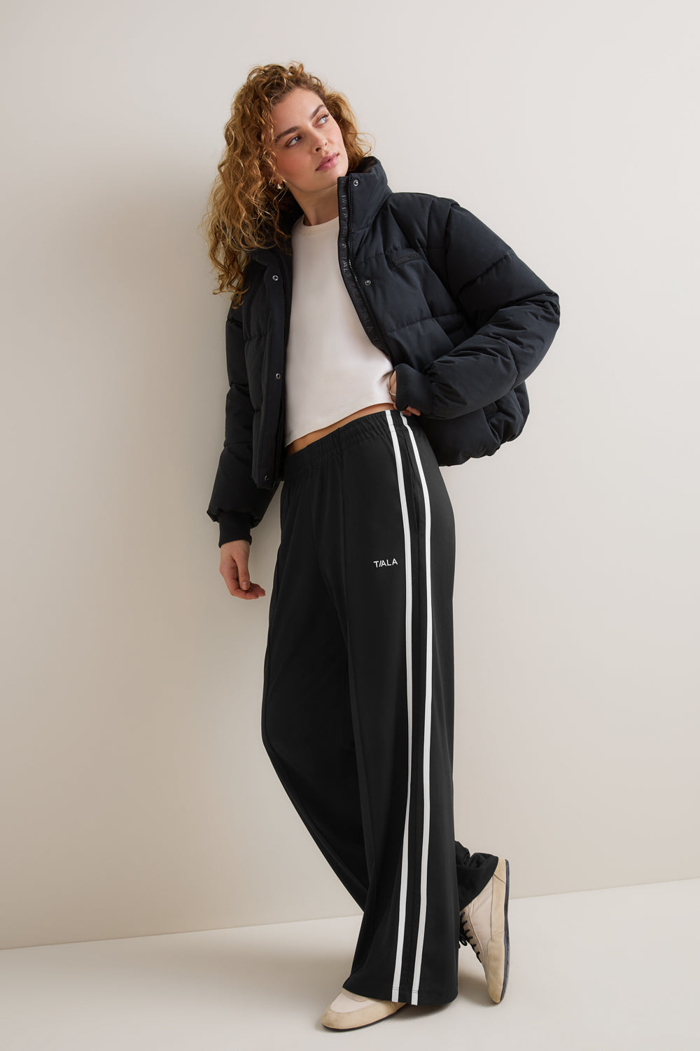 Contrast Stripe Jogger - Black