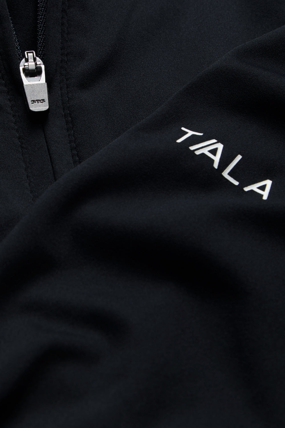 UltraLite Quarter Zip Jacket - Black