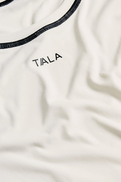 UltraLite Contrast Stitch Long Sleeve Active Top - Ivory